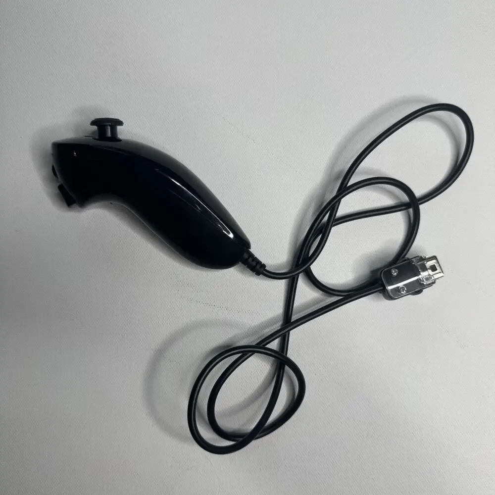 Genuine Authentic Nintendo Wii Black Nunchuck Controller OEM Official RVL-004